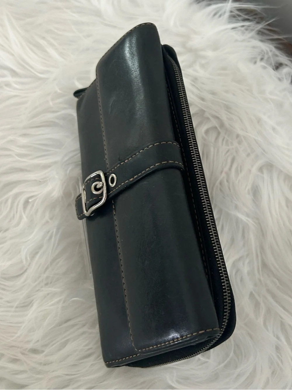 Vintage Y2K Coach Black Leather Buckle Continental Wallet clutch